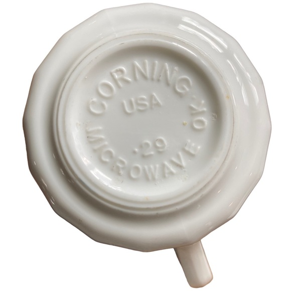 Set of 4 Corningware Callaway (Corelle) Green Ivy Pattern Cups with Saucers - Picture 5 of 6